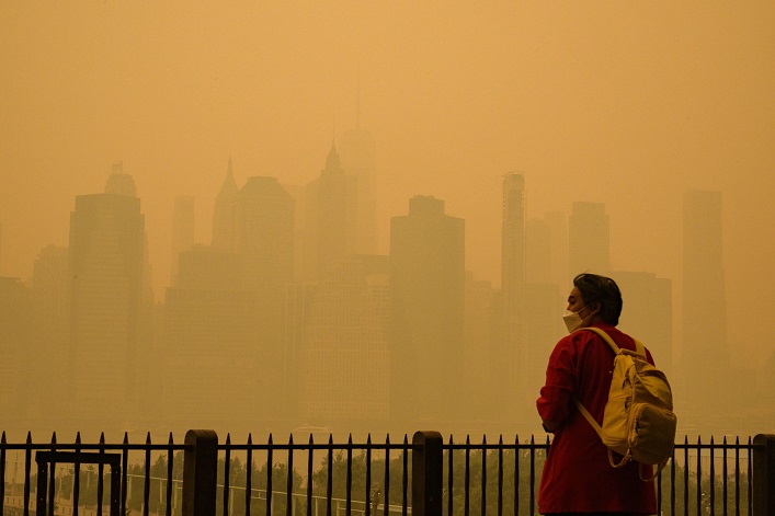 Pollution brouillard feux de foret New York juin 2023 ANGELA WEISS AFP Pollution brouillard feux de foret New York juin 2023 ANGELA WEISS AFP