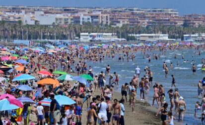 plage espagne touristes