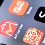 Lors de son passage au Sénat, la loi anti fast-fashion a vu sa portée réduite aux géants de l'e-commerce chinois.