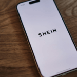 L'application Shein ouverte sur un smartphone.
