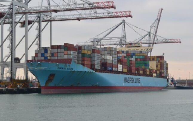 The climate is one of the biggest problems in the world and, transporting about 80% of world trade, the shipping industry is essential to find solutions - @David Martin